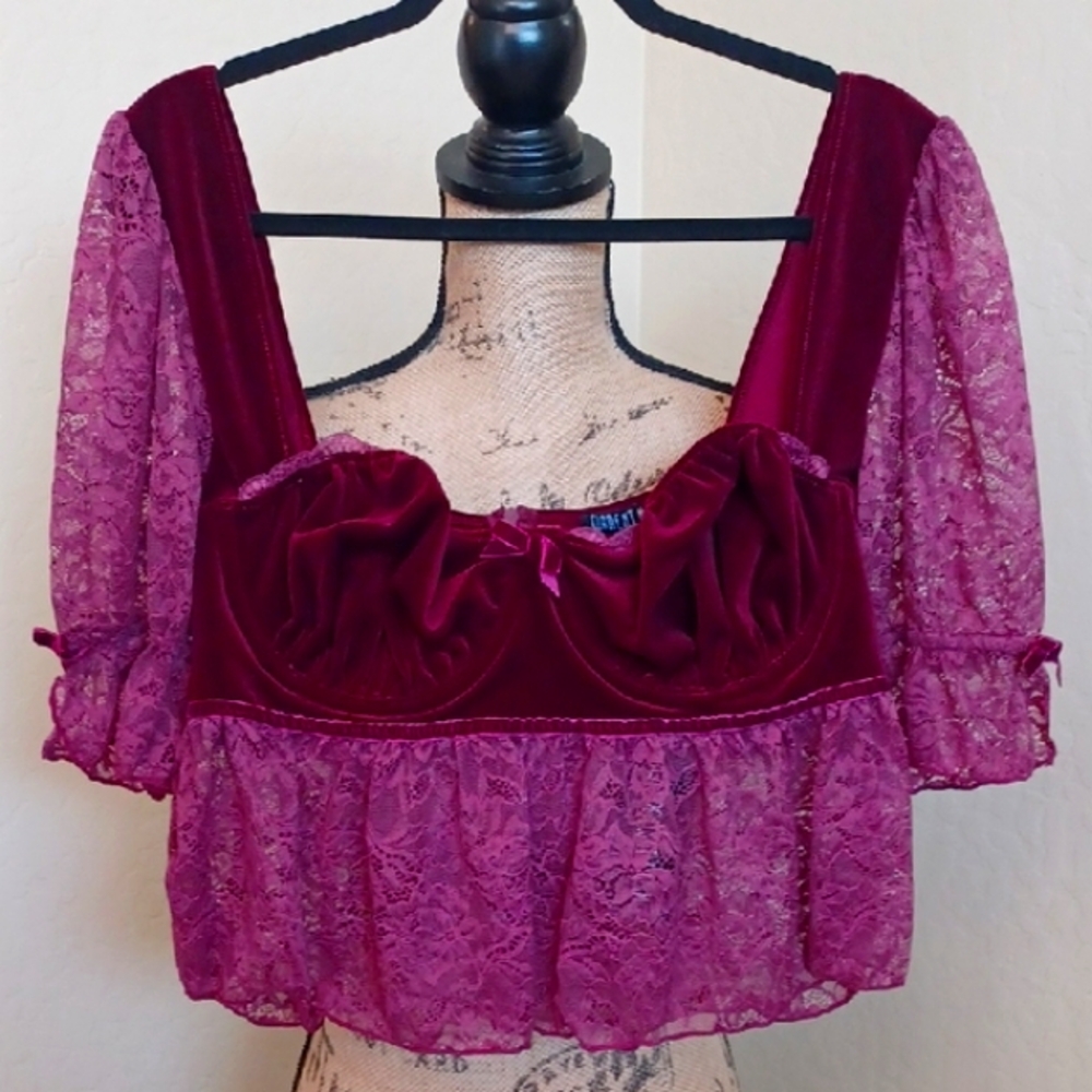 DOLLSKILL CURRENT MOOD 1X BRUSHFIRE FAIRYTALES VELVET TOP